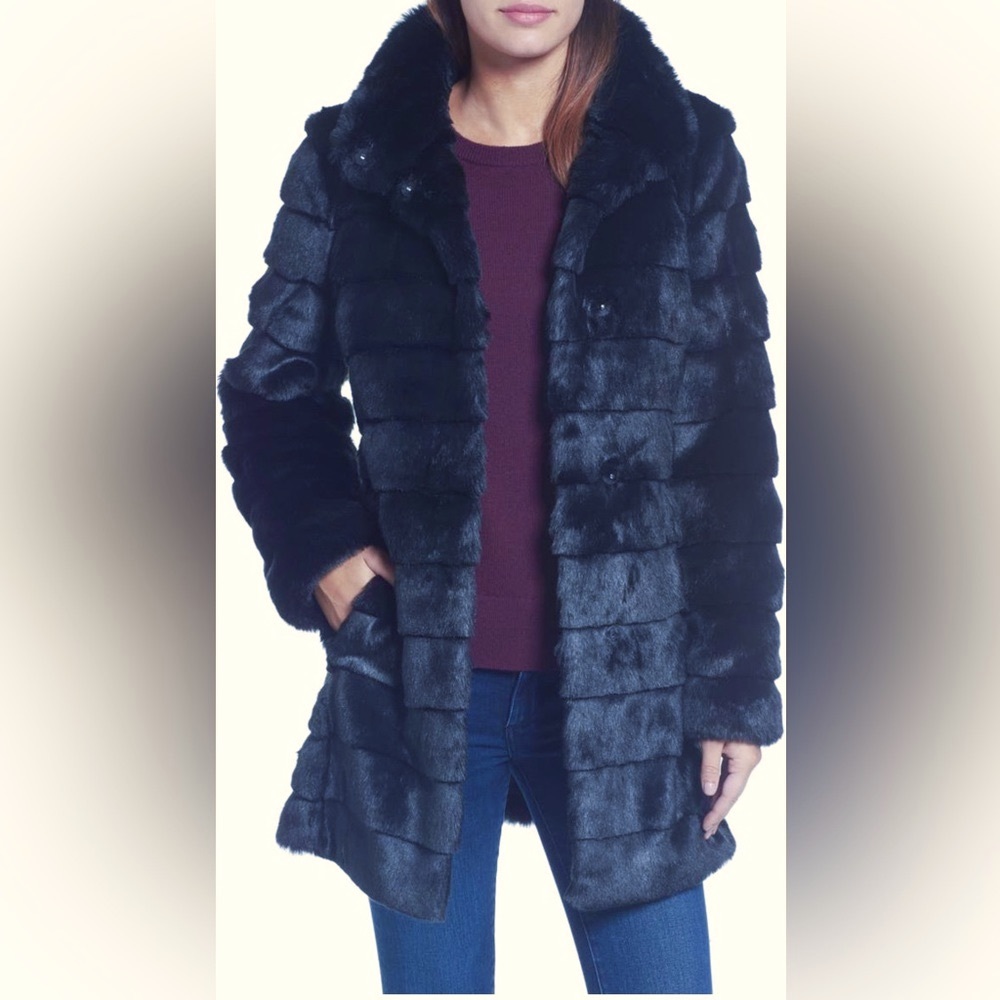 Eliza J grooved fur coat